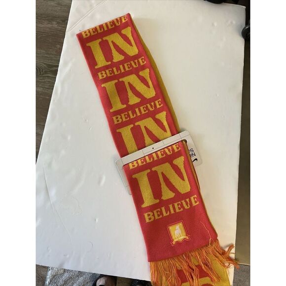 Nike AFC Richmond Ted Lasso Believe In Soccer Scarf University Gold Pink NWT - Picture 6 of 7
